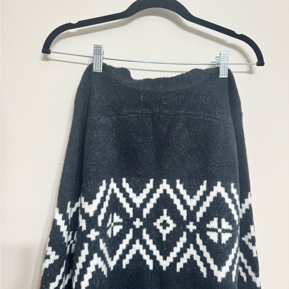 A&F Madeline Sweater Dress NWT - Picture 7 of 7